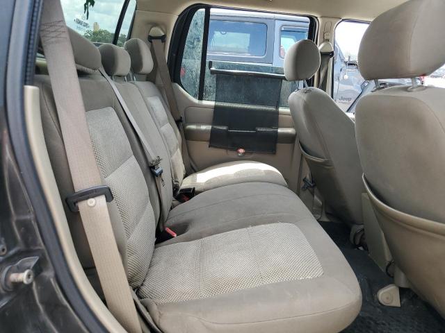 Photo 10 from auction – 2005 FORD EXPLORER S with VIN 1FMZU67K25UA08294