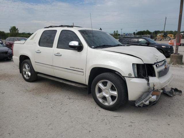 Photo 4 from auction – 2012 CHEVROLET AVALANCHE with VIN 3GNTKGE70CG305592