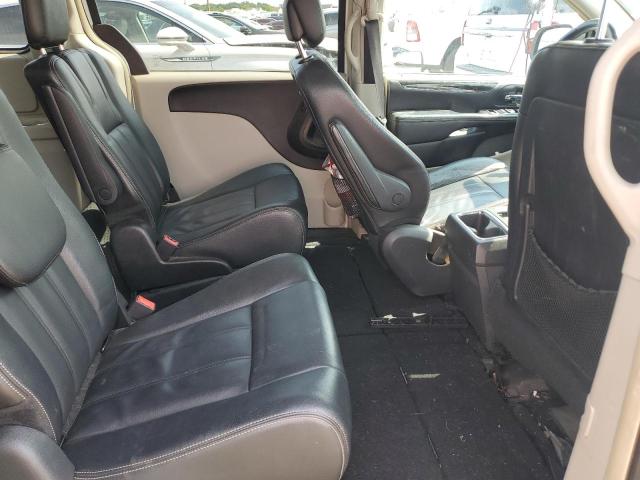 Photo 10 from auction – 2014 CHRYSLER TOWN & COU with VIN 2C4RC1BG7ER132247