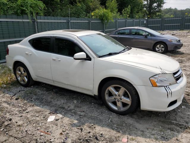 Photo 4 from auction – 2011 DODGE AVENGER LU with VIN 1B3BD2FGXBN510540