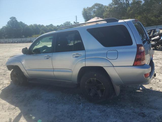 Photo 2 from auction – 2004 TOYOTA 4RUNNER SR with VIN JTEZU14R640043057