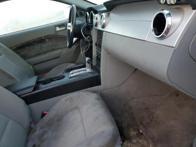Photo 8 from auction – 2006 FORD MUSTANG with VIN 1ZVFT80N165148565