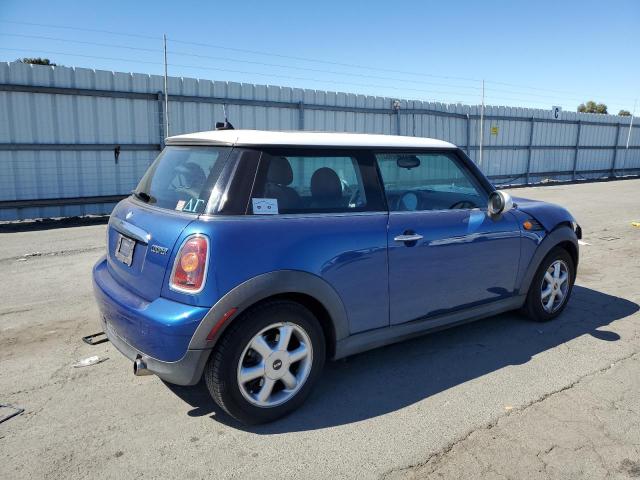 Photo 3 from auction – 2007 MINI COOPER with VIN WMWMF33567TT56368