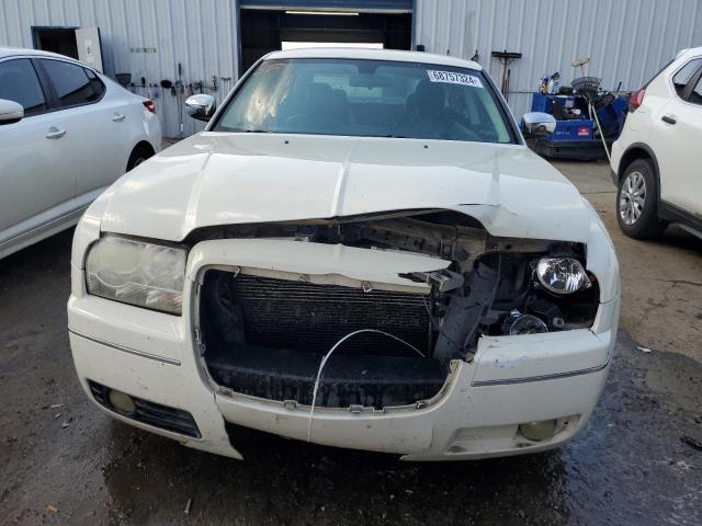 Photo 5 from auction – 2010 CHRYSLER 300 TOURIN with VIN 2C3CA5CV4AH235940