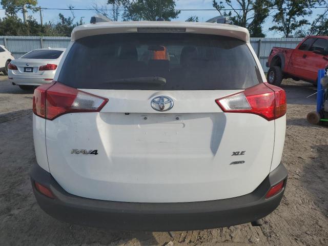 Photo 6 from auction – 2015 TOYOTA RAV4 XLE with VIN 2T3RFREV6FW321446