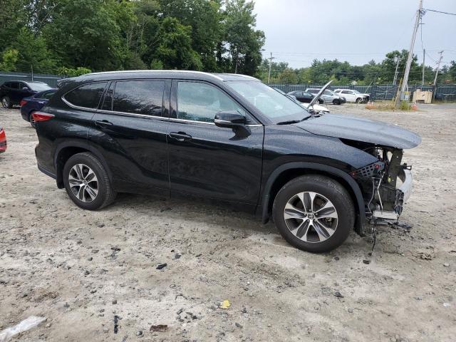Photo 4 from auction – 2021 TOYOTA HIGHLANDER with VIN 5TDHZRBH5MS156246