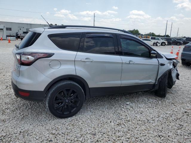 Photo 3 from auction – 2017 FORD ESCAPE TIT with VIN 1FMCU0J96HUA13673