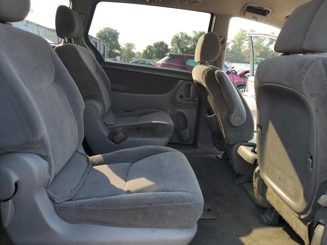 Photo 11 from auction – 2004 TOYOTA SIENNA CE with VIN 5TDZA23C24S100240