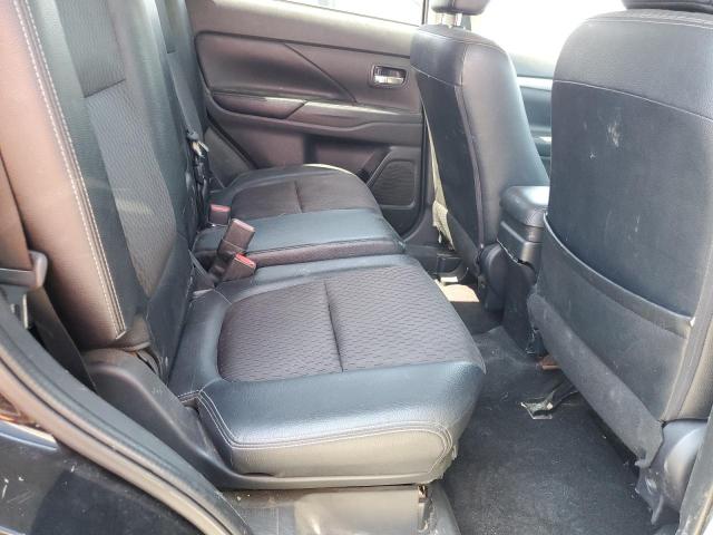 Photo 11 from auction – 2015 MITSUBISHI OUTLANDER with VIN JA4AD3A31FZ006309