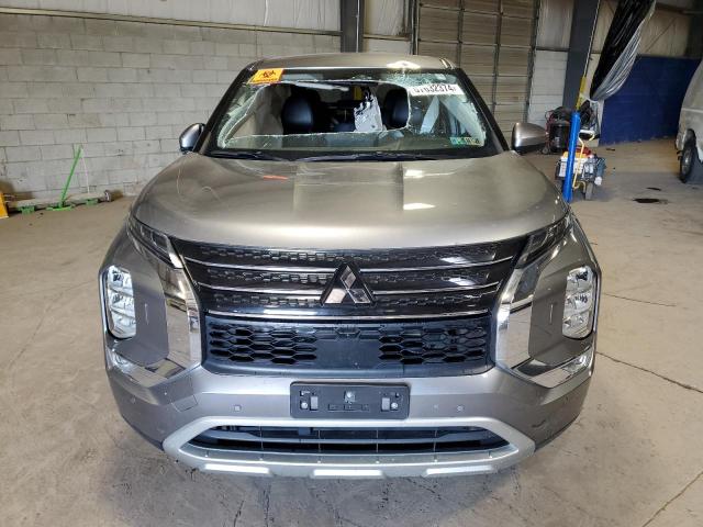 Photo 5 from auction – 2022 MITSUBISHI OUTLANDER with VIN JA4J4UA88NZ079953