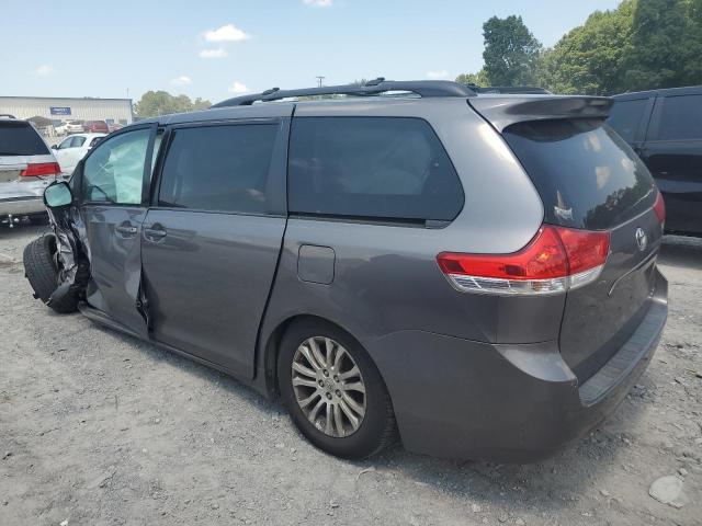 Photo 2 from auction – 2011 TOYOTA SIENNA XLE with VIN 5TDYK3DC1BS123468