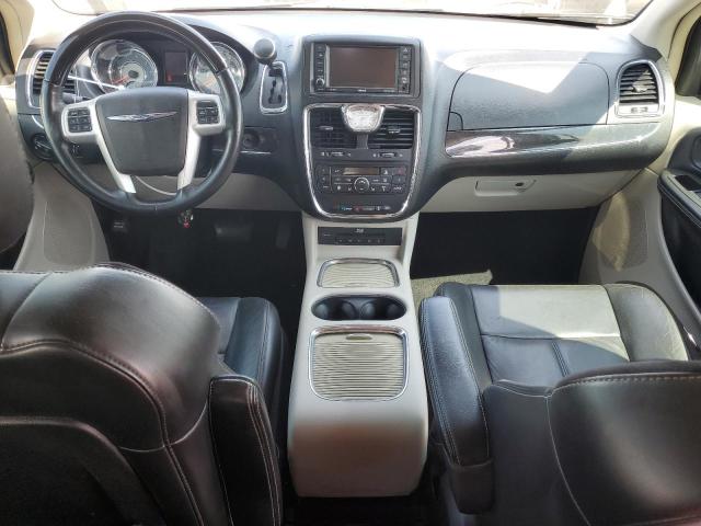 Photo 8 from auction – 2014 CHRYSLER TOWN & COU with VIN 2C4RC1GG4ER449556
