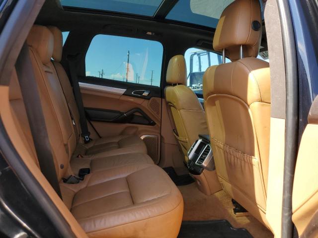 Photo 11 from auction – 2016 PORSCHE CAYENNE GT with VIN WP1AD2A20GLA77642
