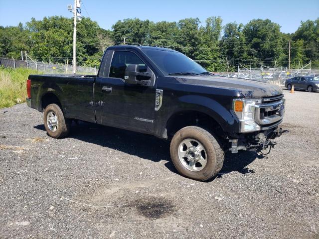 Photo 4 from auction – 2022 FORD F350 SUPER with VIN 1FTRF3BT1NED50830