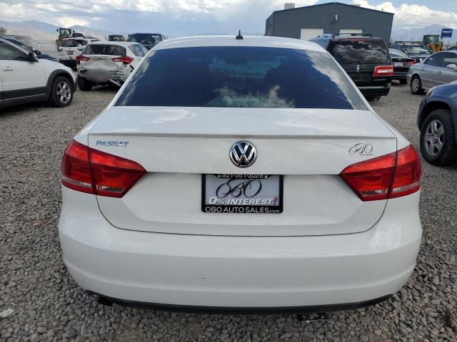 Photo 6 from auction – 2012 VOLKSWAGEN PASSAT S with VIN 1VWAP7A34CC010841