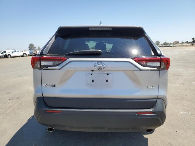 Photo 6 from auction – 2022 TOYOTA RAV4 XLE with VIN 2T3W1RFVXNC202590