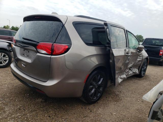 Photo 3 from auction – 2018 CHRYSLER PACIFICA T with VIN 2C4RC1BG1JR165464