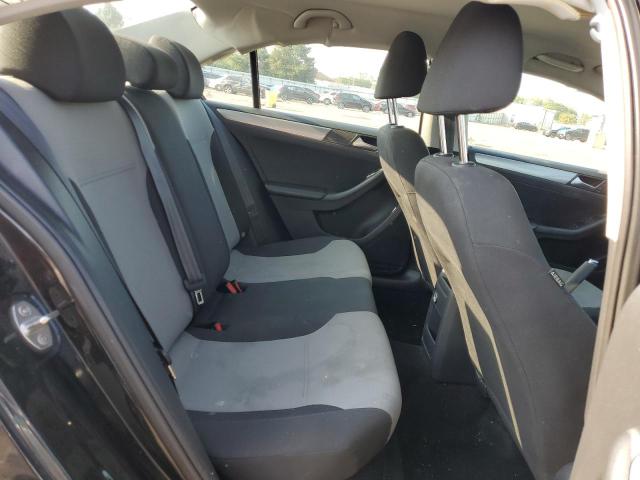 Photo 10 from auction – 2017 VOLKSWAGEN JETTA S with VIN 3VW2B7AJ0HM231019