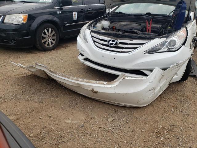 Photo 12 from auction – 2011 HYUNDAI SONATA SE with VIN 5NPEC4AC3BH157220