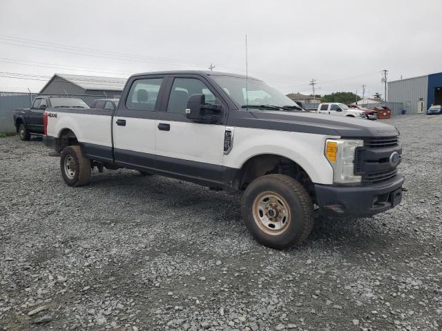 Photo 4 from auction – 2017 FORD F350 SUPER with VIN 1FT8W3B60HEB71432