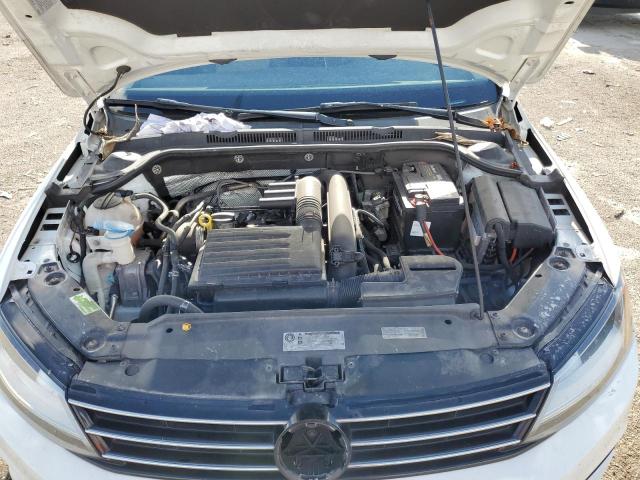 Photo 11 from auction – 2017 VOLKSWAGEN JETTA S with VIN 3VW2B7AJ6HM328225