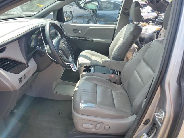 Photo 7 from auction – 2017 TOYOTA SIENNA XLE with VIN 5TDYZ3DC9HS826692