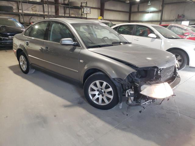 Photo 4 from auction – 2003 VOLKSWAGEN PASSAT with VIN WVWPD63B43P292427