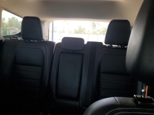 Photo 10 from auction – 2017 FORD ESCAPE SE with VIN 1FMCU9G96HUA25933