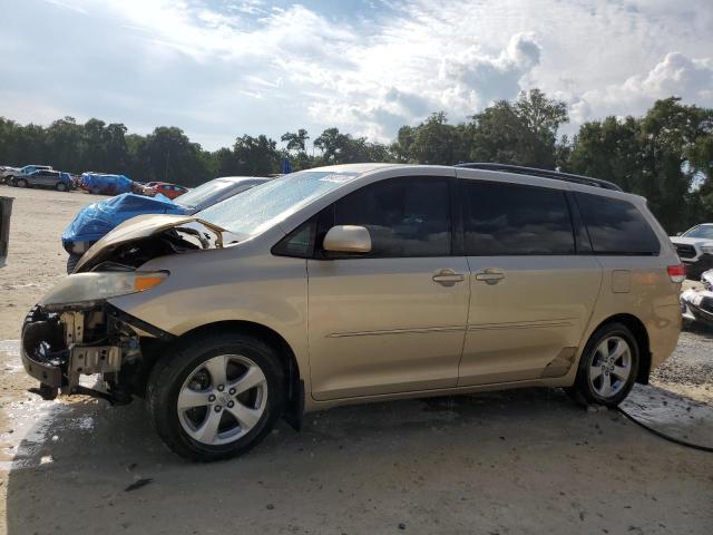 TOYOTA SIENNA LE 2013 with VIN 5TDKK3DC4DS292974 - Photo from auction