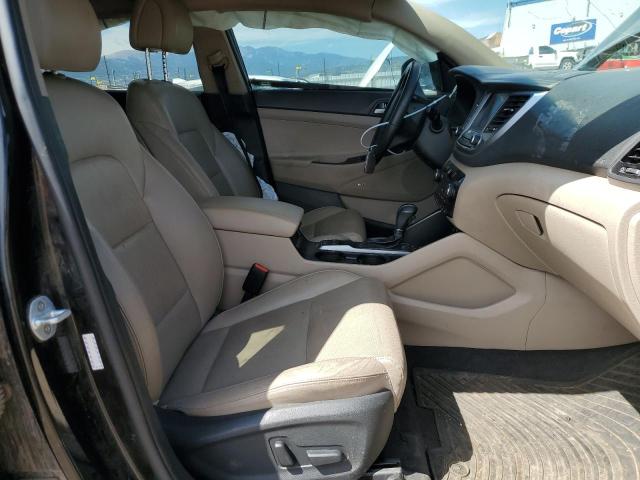 Photo 7 from auction – 2017 HYUNDAI TUCSON LIM with VIN KM8J3CA27HU582837
