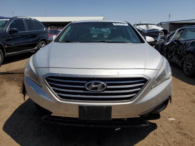 Photo 5 from auction – 2017 HYUNDAI SONATA SE with VIN 5NPE24AF5HH517478