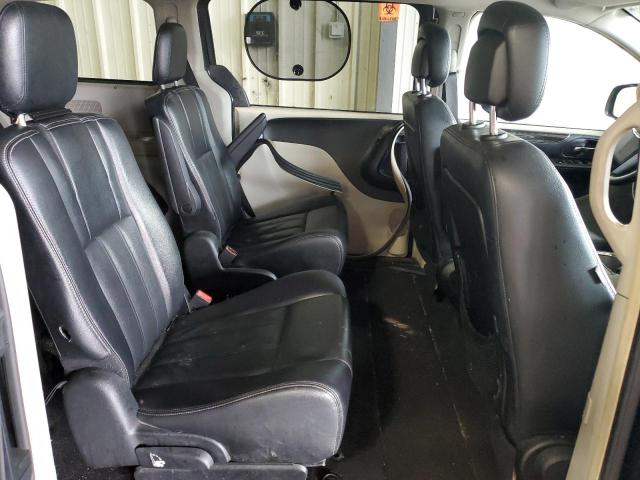 Photo 11 from auction – 2014 CHRYSLER TOWN & COU with VIN 2C4RC1BG2ER176107
