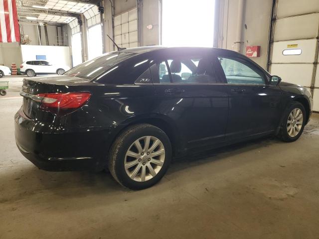Photo 3 from auction – 2013 CHRYSLER 200 TOURIN with VIN 1C3CCBBB1DN764967