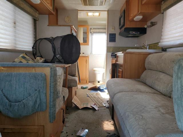 Photo 6 from auction – 2002 WINNEBAGO VISTA with VIN WV3AB47052H102620