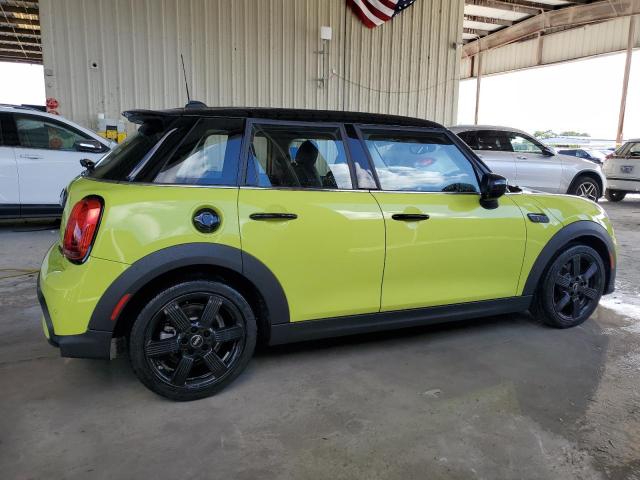 Photo 3 from auction – 2023 MINI COOPER S with VIN WMW53DK05P2T39415