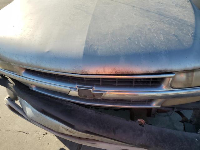 Photo 11 from auction – 2000 CHEVROLET SILVERADO with VIN 2GCEC19T3Y1399079