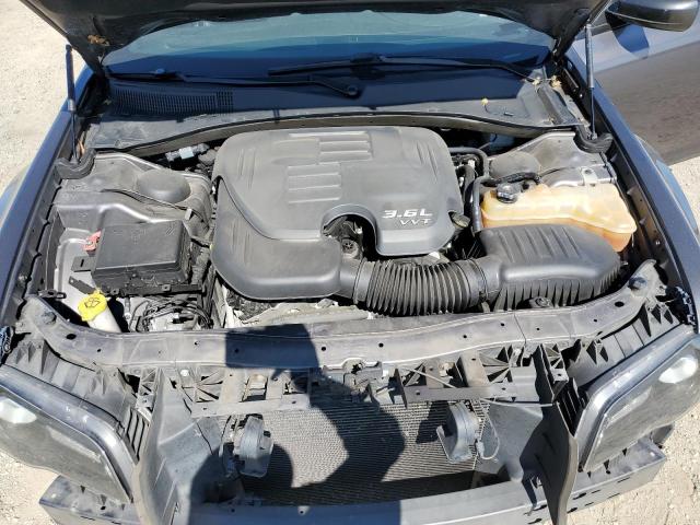 Photo 11 from auction – 2018 CHRYSLER 300 S with VIN 2C3CCABG6JH214061
