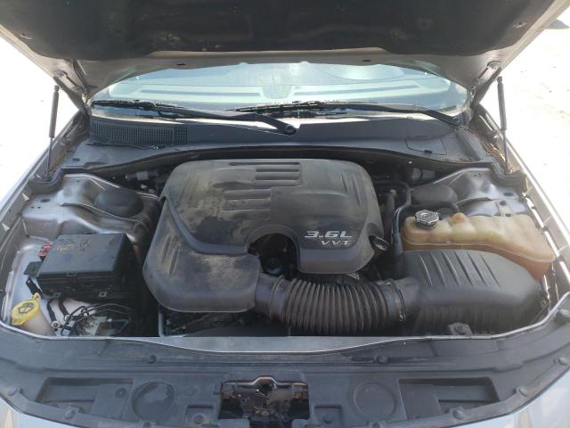Photo 11 from auction – 2016 CHRYSLER 300C with VIN 2C3CCAEGXGH294517