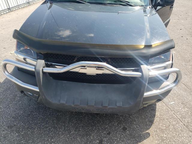 Photo 11 from auction – 2002 CHEVROLET AVALANCHE with VIN 3GNEK13T62G323325