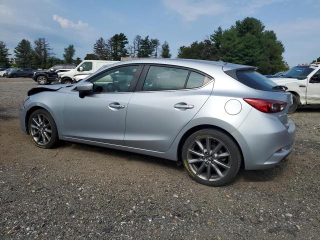 Photo 2 from auction – 2018 MAZDA 3 TOURING with VIN 3MZBN1L31JM249070