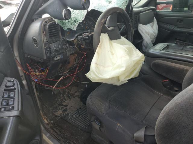 Zdjęcie 8 z aukcji – 2005 CHEVROLET 2500 z VIN 1GCHK23245F838445