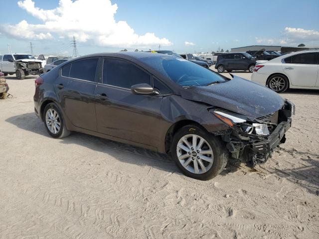 Photo 4 from auction – 2017 KIA FORTE LX with VIN 3KPFL4A7XHE080639