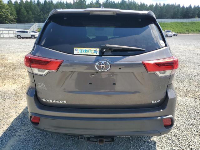 Photo 6 from auction – 2017 TOYOTA HIGHLANDER with VIN 5TDKZRFH2HS192031