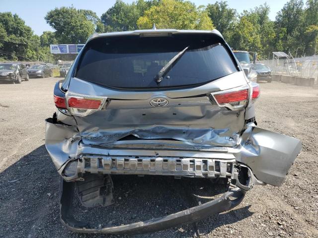 Photo 6 from auction – 2016 TOYOTA HIGHLANDER with VIN 5TDZKRFH0GS141158