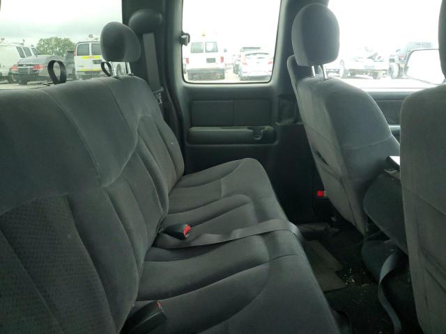 Photo 10 from auction – 2002 CHEVROLET SILVERADO with VIN 2GCEC19T721258751