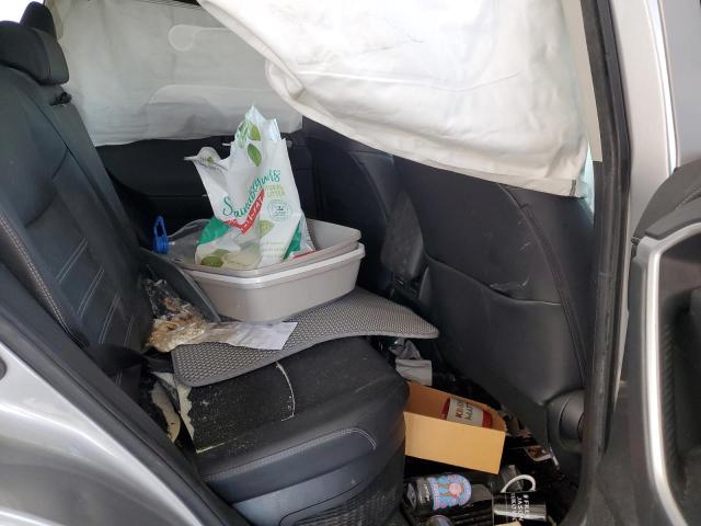 Photo 11 from auction – 2019 TOYOTA RAV4 LIMIT with VIN JTMDWRFV2KD504780