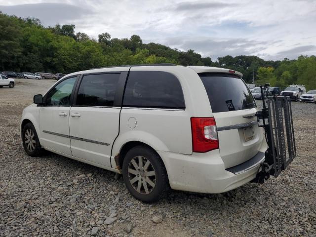 Photo 2 from auction – 2013 CHRYSLER TOWN & COU with VIN 2C4RC1BGXDR677759