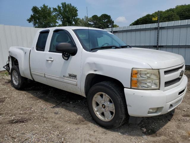 Photo 4 from auction – 2011 CHEVROLET SILVERADO with VIN 1GCRKSE32BZ110014