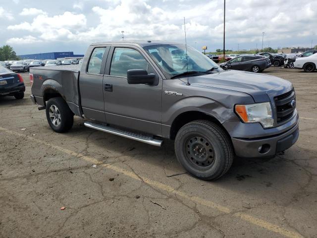 صورة رقم 4 من المزاد - 2013 FORD F150 SUPER مع VIN 1FTFX1EF9DKD28424