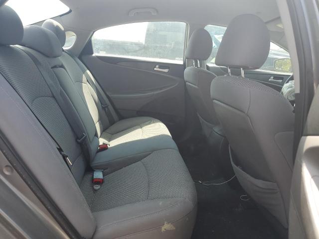 Photo 10 from auction – 2012 HYUNDAI ACCENT GLS with VIN 5NPEB4AC9CH443867